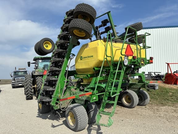 Image of John Deere N542C equipment image 2