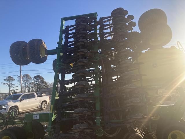 Image of John Deere N542C equipment image 4