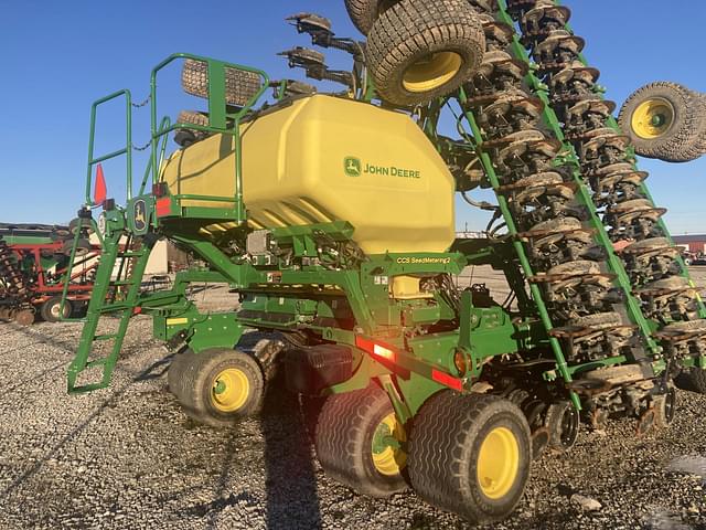 Image of John Deere N542C equipment image 1