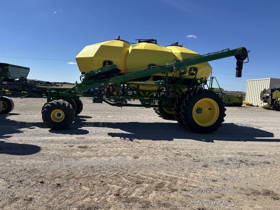 Image of John Deere N560 equipment image 2