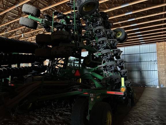 Image of John Deere N560 equipment image 2