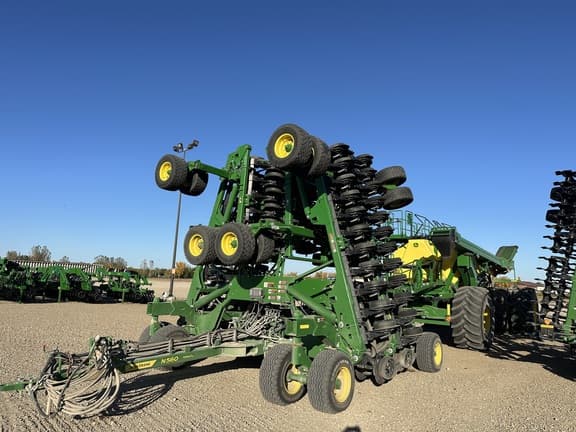Image of John Deere N560 equipment image 3