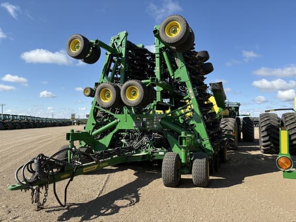 Image of John Deere N560 equipment image 1