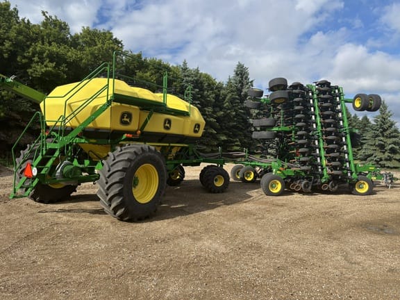 2024 John Deere N560 Equipment Image0