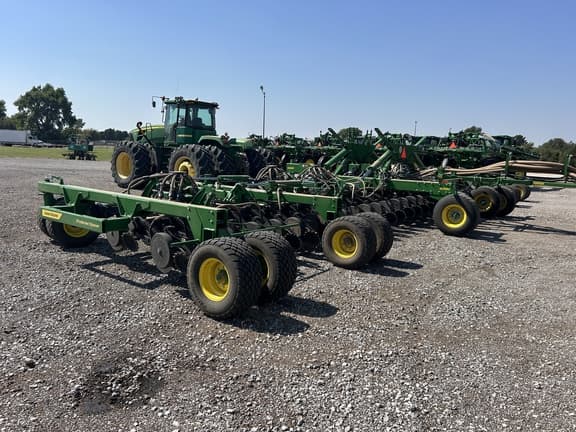 Image of John Deere N560 equipment image 3