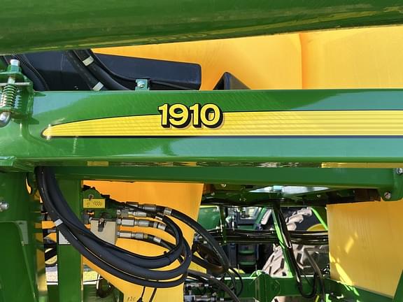 Image of John Deere N560 equipment image 2