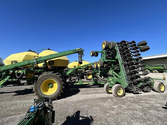 Image of John Deere N560 equipment image 2