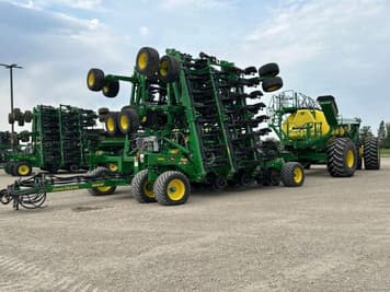 Main image John Deere N560F
