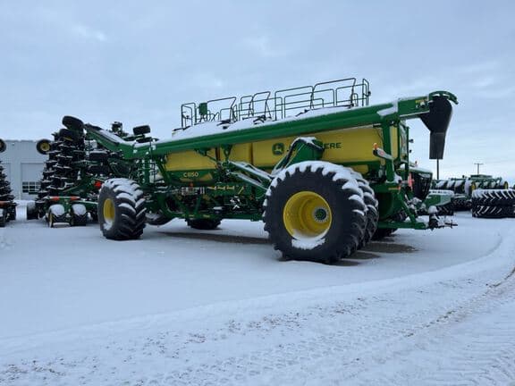 Image of John Deere N560F equipment image 2