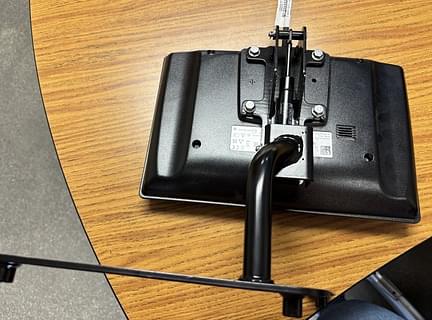 Image of John Deere Gen 5 Extended Monitor equipment image 2