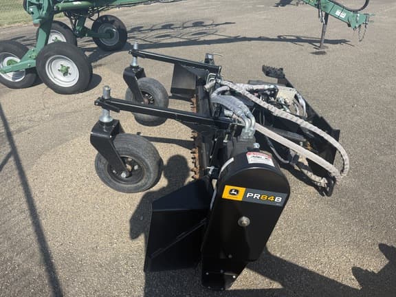Image of John Deere PR84B Image 1