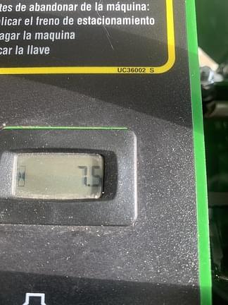 Image of John Deere Q810E equipment image 4