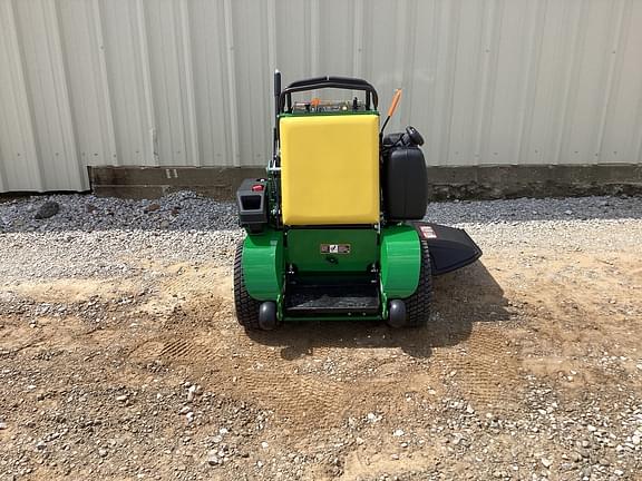 Image of John Deere Q810E equipment image 3
