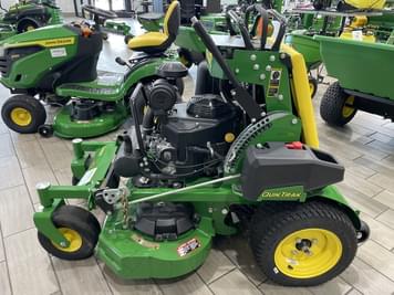 Main image John Deere Q810E