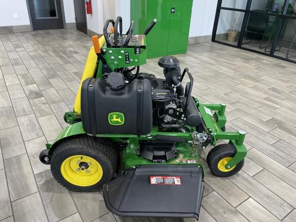 Image of John Deere Q810E equipment image 1