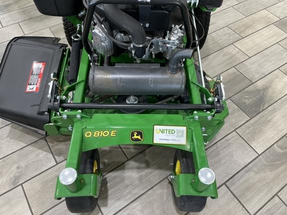 Image of John Deere Q810E equipment image 3