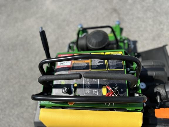 Image of John Deere Q810E equipment image 4