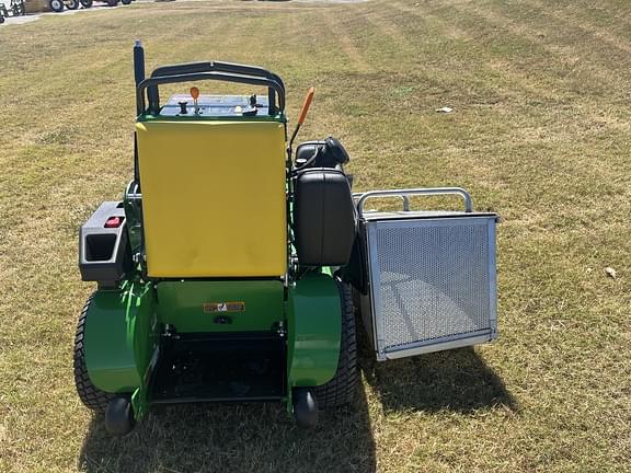 Image of John Deere Q810E equipment image 3