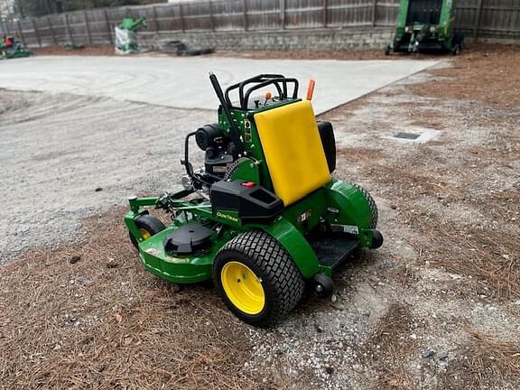 Image of John Deere Q820E equipment image 3