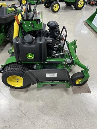 Image of John Deere Q820E equipment image 4