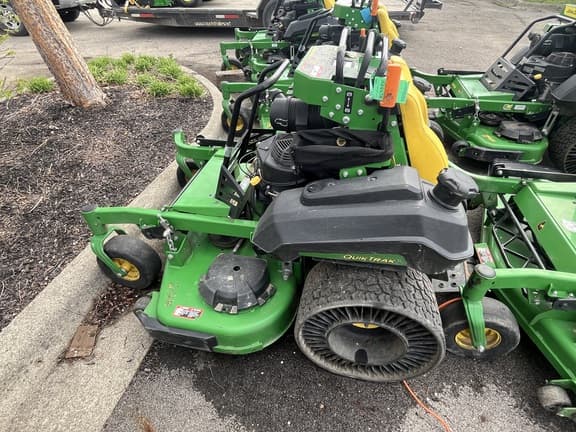 Image of John Deere Q820M equipment image 2