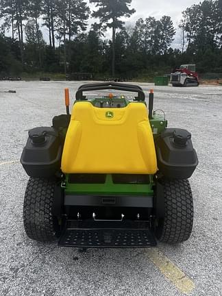 Image of John Deere Q820M equipment image 1