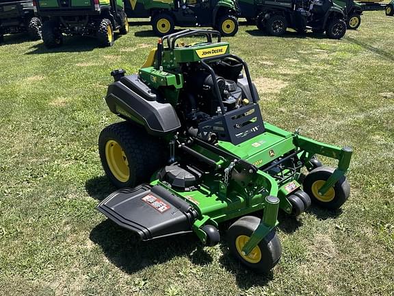 Image of John Deere Q820M equipment image 1