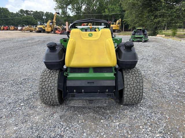 Image of John Deere Q820M equipment image 3