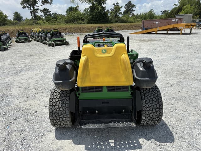 Image of John Deere Q820M equipment image 3