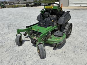 2024 John Deere Q820M Image