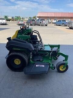 Image of John Deere Q820M equipment image 2
