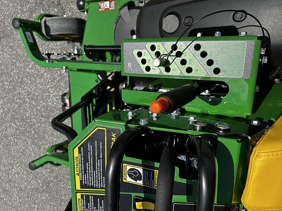 Image of John Deere Q850M equipment image 2