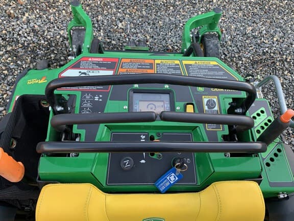 Image of John Deere Q850M equipment image 4