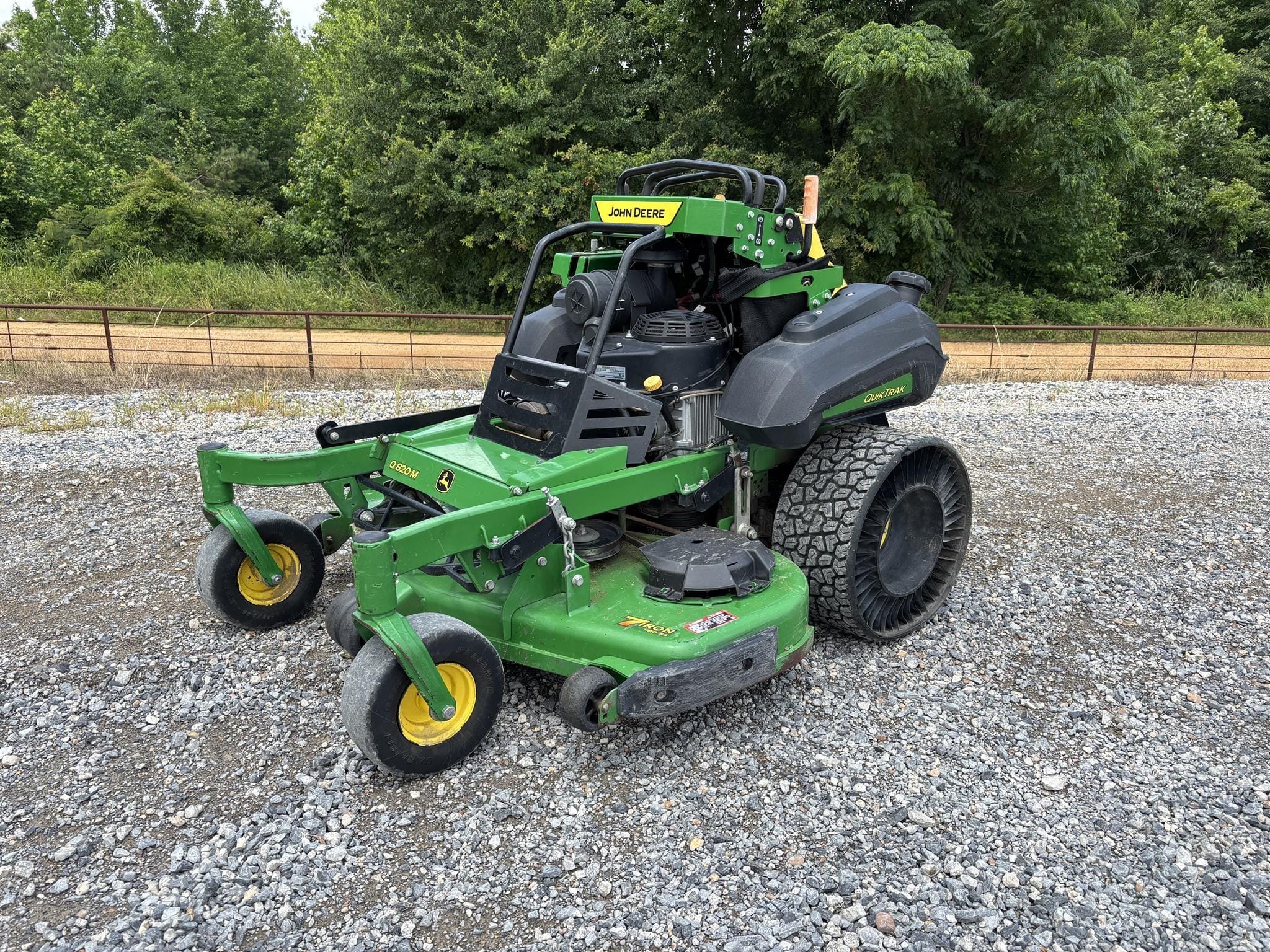 2024 John Deere Q850M Equipment Image0