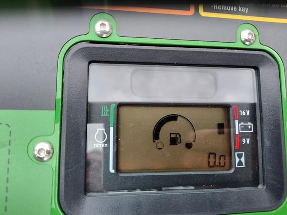 Image of John Deere Q850M equipment image 1