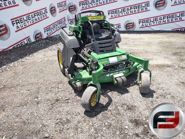 Image of John Deere Q850M equipment image 2