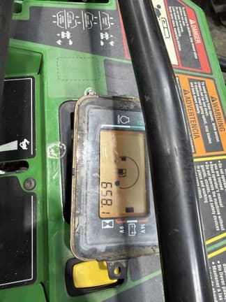 Image of John Deere Q850R equipment image 1