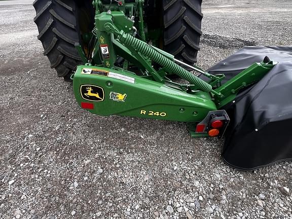 Image of John Deere R240 equipment image 3