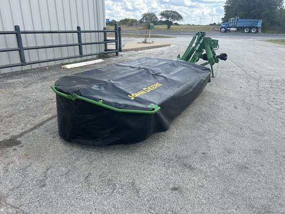 Image of John Deere R310 equipment image 3