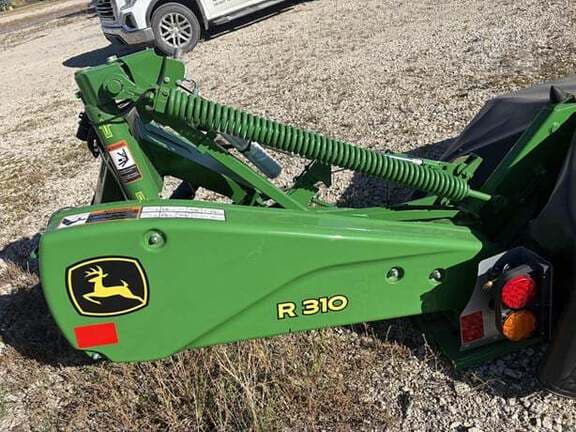 Image of John Deere R310 equipment image 1