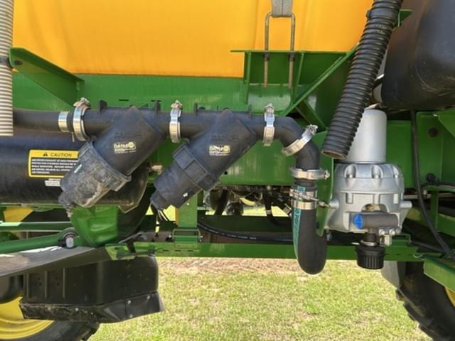 Image of John Deere R4023 equipment image 4