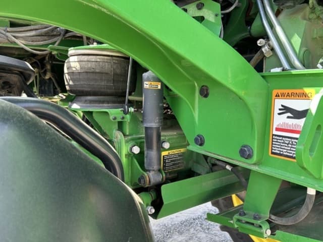 Image of John Deere R4023 equipment image 1