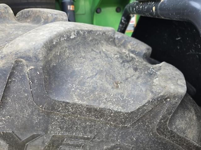 Image of John Deere R4023 equipment image 4