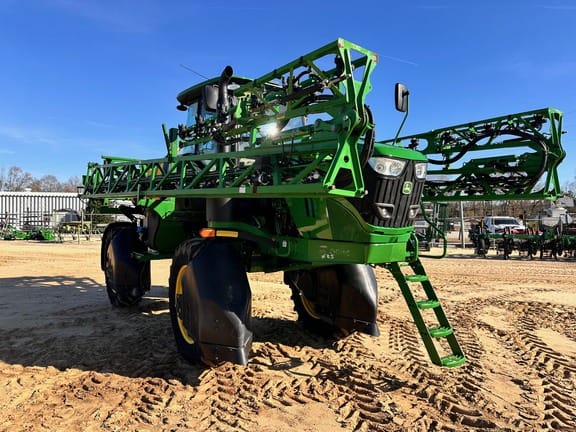 2024 John Deere R4023 Equipment Image0
