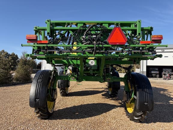 Image of John Deere R4023 equipment image 3