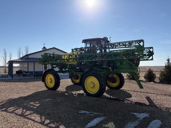 Image of John Deere R4023 equipment image 4