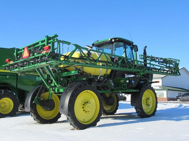 Image of John Deere R4023 equipment image 3