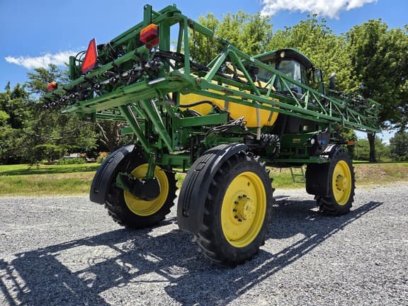 Image of John Deere R4023 equipment image 3