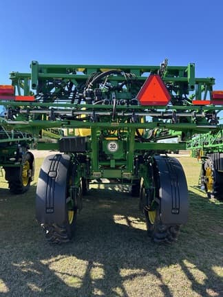 Image of John Deere R4023 equipment image 4