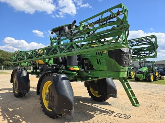 Image of John Deere R4023 equipment image 2